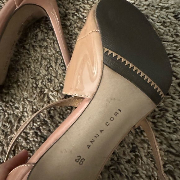 Anna Cori Nude Heels - Picture 3 of 3